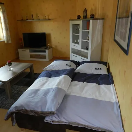 Schoene Und Modern Eingerichte Ferienwohnung Mit Terrasse Und Moselblick * Pölich